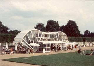 ELECTRONIC CAFé INTERNATIONAL | DOCUMENTA IX, KASSEL 1992 | © FOTO: 235 MEDIA, 2015